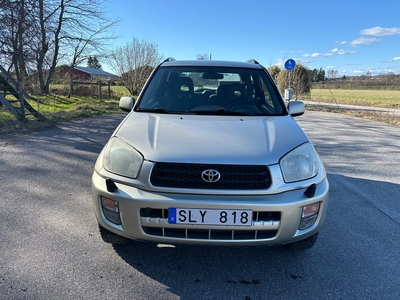 Toyota RAV4 3-dörrar 1.8 VVT-i