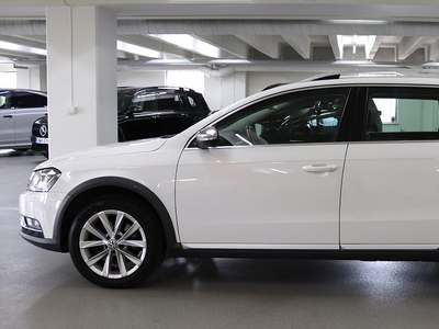 Volkswagen Passat Alltrack 2.0 TDI 4Motion Värm Kamera Drag