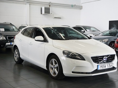 Volvo V40 T2 Momentum Drag parkeringssensorer Navi