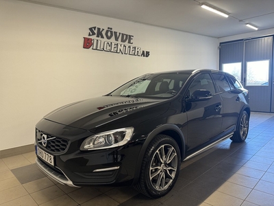 Volvo V60 Cross Country D4 Auto/Summum/1-Ägare/9200Mil/Dragk