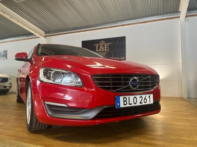 Volvo V60 D2 115hk 1ÅRSGARANTI/RÄNTEFRITT/S V DÄCK/D-Värmare