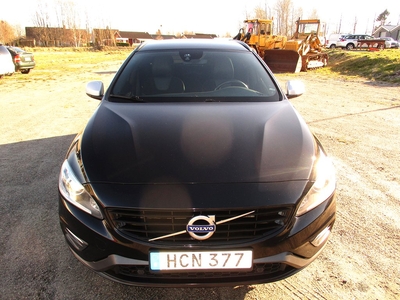 Volvo V60 D3 Geartronic GPS, Momentum. R-Design Euro 6