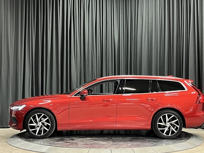 Volvo V60 D4 Momentum Advanced SE II *V-Hjul/Drag/Navi*