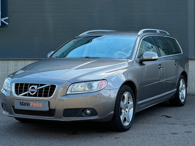 Volvo V70 2.4D Geartronic Summum/Nyservad/Drag/PDC/AUX