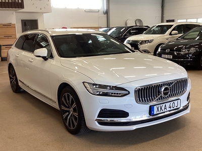 Volvo V90 Recharge T6 AWD Momentum EU6 NAV VOC B-KAMERA