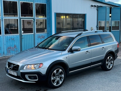 Volvo XC70 D3 AWD Ocean Race Skinn 18