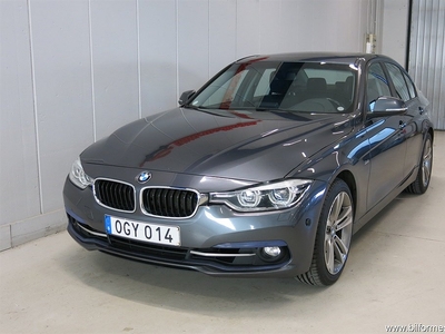 BMW 330 i 252hk Sport line Drag 1ägare V-hjul Svensksåld