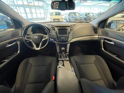 Hyundai i40 cw 1.7 CRDi Navi Kamera Motorvärmare 136hk