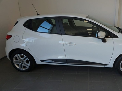 Renault Clio PhII 1,2 16V 75 Zen 5-d Navigation