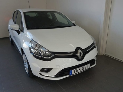 Renault ClioPhII 1,2 16V 75 Zen 5-d Navigation 2017, Halvkombi