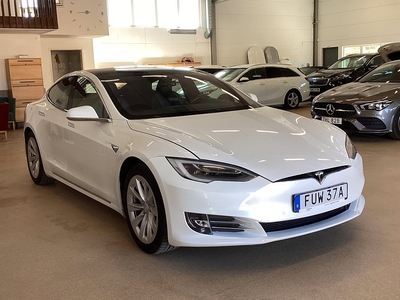 Tesla Model S Long Range AWD 423 HK PANO NAVI SKINN LEASBAR