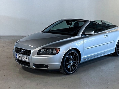 Volvo C702.4 Momentum 2006, Personbil