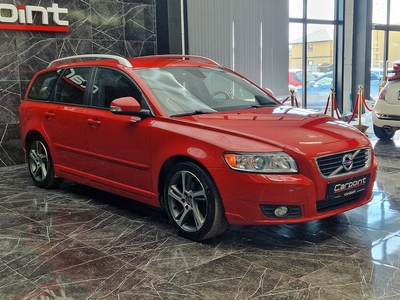 Volvo V50 D2 Momentum Bluetooth|Dragkrok|PDC-Bak|6 Växlad