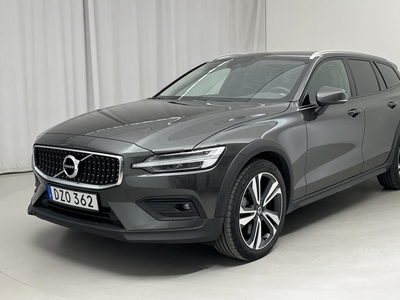 Volvo V60 B4 Cross Country AWD Mildhybrid, Diesel (197hk)