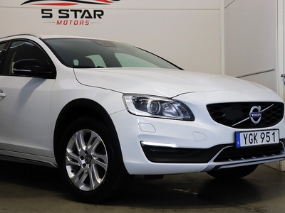 Volvo V60 Cross Country D3 Momentum Euro 6 BLIS | VOC | Drag