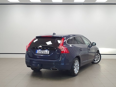 Volvo V60 D4 Summum Pro Euro 6 Drag/Värmare/Navi/Takluck/SoV