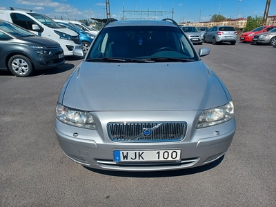 Volvo V70 2.5T Momentum Euro 4