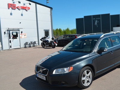 Volvo V70 D3 Summum 163 hk D-Värmare Drag Kamrem Bytt