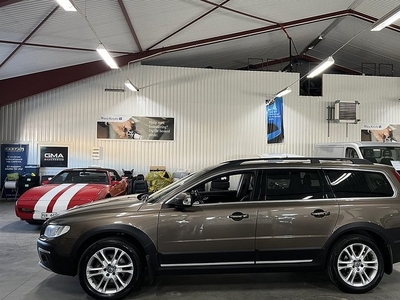 Volvo XC70D4 AWD Aut Classic Summum 2016, Kombi