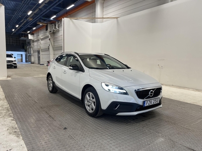 Volvo V40 Cross Country T3 152hk Navigation PDC Eu6