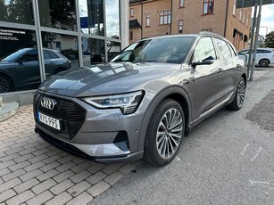 Audi E-Tron 55 quattro / Drag