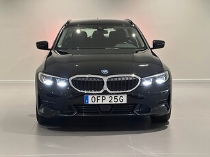 BMW 330e Touring Model Sport Drag AdptFarth Nav PDC Fram&Bak