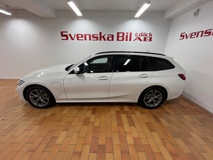 BMW 330e Touring Steptronic, drag ,laddhybrid