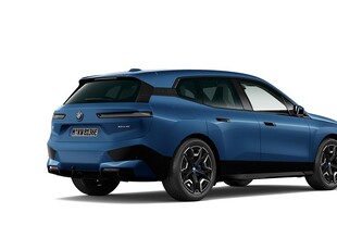 BMW iX xDrive40 Comfort Innovation Sportaket 22