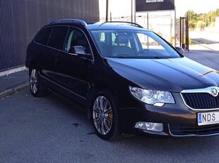 Skoda Superb Kombi 3.6 FSI V6 4x4 Euro 5, Dragkrok , Automat