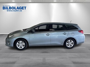 Toyota Auris TouringSportsHybrid e-CVT Active nyserv, v-hjul