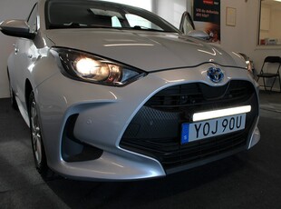 Toyota Yaris Hybrid CVT Active / B-Kamera / SoV-Hjul / 116hk