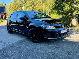 Volkswagen Golf 5-dörrar 1.2 TSI 16V. Dragkrok, S/V Hjul