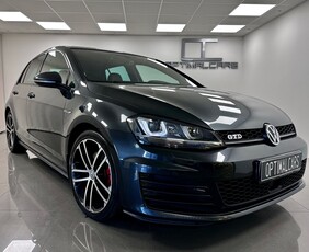 Volkswagen Golf GTD 184HK Fullutr Pano LED Svensksåld Läder