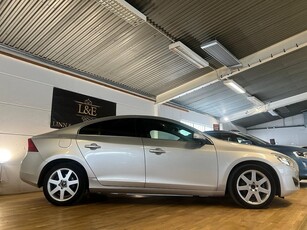 Volvo S60 D3 Momentum 150hk BLIS/DRAG/1ÅRSGARANTI/1ÄGARE