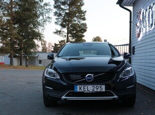 Volvo V60 Cross Country D4 AWD Classic Summum adaptiv farthållare