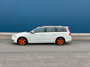 Volvo V70 1.6D DRIVe Momentum R-optik Blis Navi