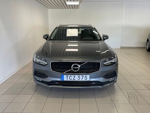 Volvo V90 D4 Momentum Advanced Edition