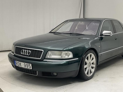 Audi S8 2000, Sedan