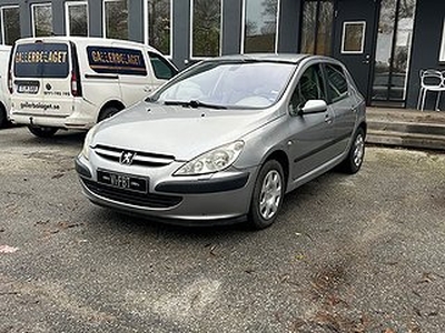 Peugeot 307 5-dörrar 2.0 Nybesiktad Automat