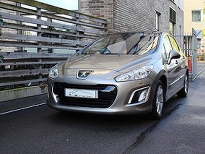 Peugeot 308 5-d 1.6 e-HDi FAP Eu5 / Panorama / OBS! 4994mil