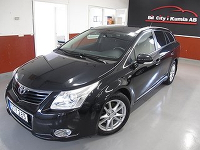 Toyota Avensis 2.2 D-4D (150hk) GPS/ D-värmare/ kamera/Drag