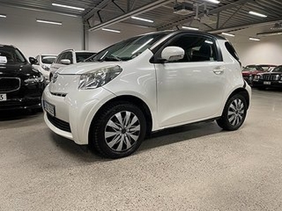 Toyota iQ 1.0 VVT-i Nybesiktad