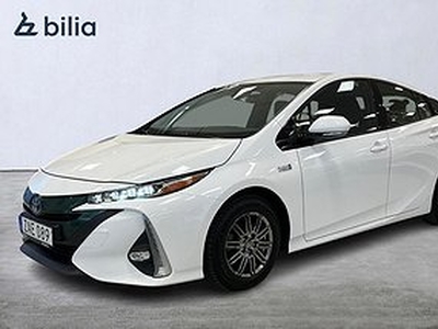 Toyota Prius Plug-in Hybrid Active / GPS / V-hjul / HUD / Laddhybrid