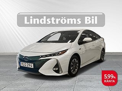 Toyota Prius Plug-in Hybrid PHEV Laddhybrid Executive Vinterhjul Garanti