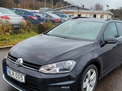 Volkswagen GolfSportscombi 2.0 TDI BlueMotion R-Line, Highl 2016, Kombi