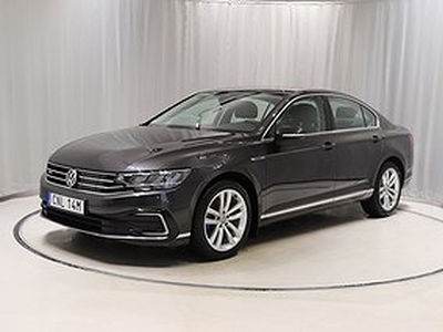 Volkswagen Passat GTE 218hk Aut Värmare Navi Carplay Sensor