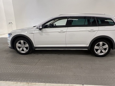 Volkswagen PassatAlltrack 2.0 TDI 4M D-värm B-kamera Drag 2017, Crossover