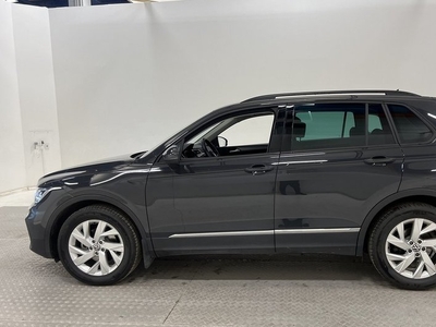 Volkswagen Tiguan1.5 TSI Värmare B-kamera Drag 2023, SUV