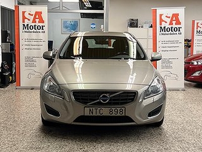 Volvo V60 D2 Momentum Euro 5 Med Dragkrok