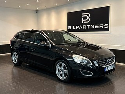 Volvo V60 D5-Auto- Momentum-Navi-Drag-2Ägare-0%ränta